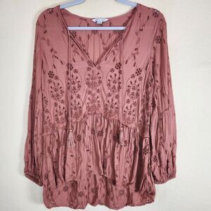 American‎ Eagle XS Light Boho Blouse tassel tiered eyelets Floral Hippie Peplum